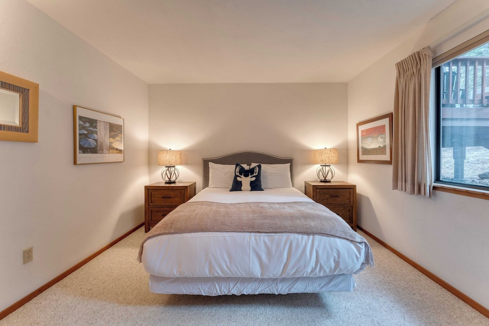 Northstar Hideaway by Avantstay 5mins to Skiing!