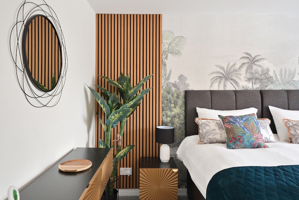 Tropical Inspired 2-Bedroom Flat view 2