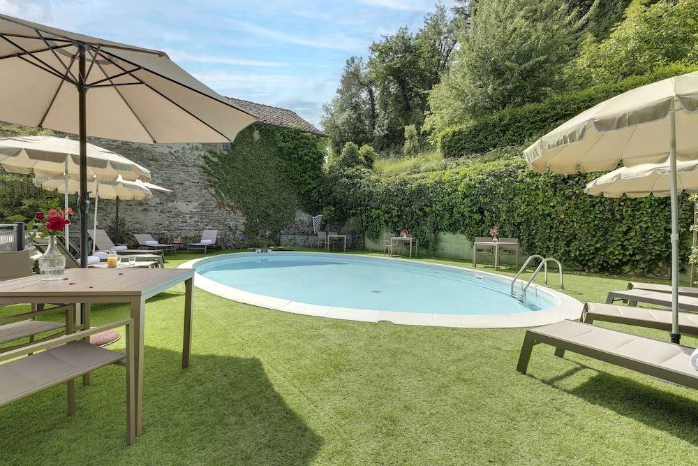 Entire Hilltop Villa With Private Pool In Palazzuolo Sul Senio