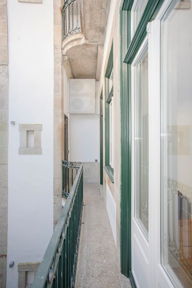 Liiiving in Porto-mouzinho Residence Apartment 2T