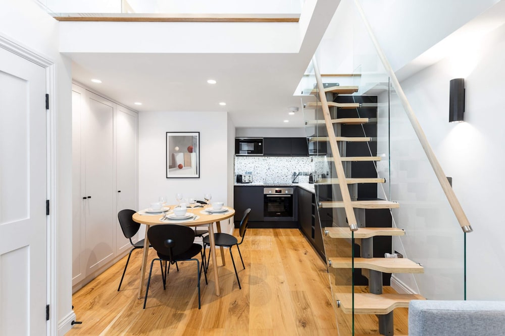 Coleherne Road Residence IX