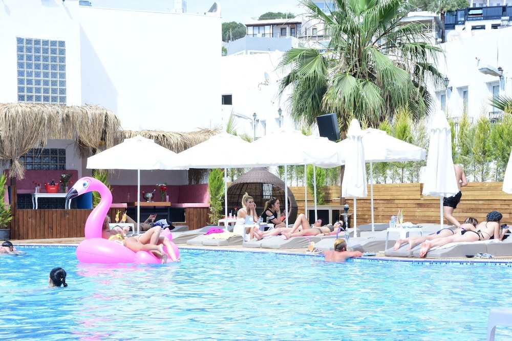 Sun Beach Resort Otel - Image 11