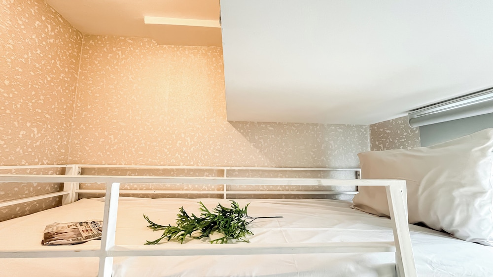 Minimalist Wooden Tone 2Br At Tokyo Riverside Pik 2 Apartment