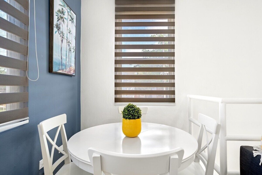 Puerto Rico Ocean Park Loft Vacation Rental With Parking Otium Rentals - Property Image 8