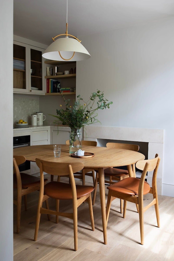 Luxury 3 Bed Canal House, Little Venice