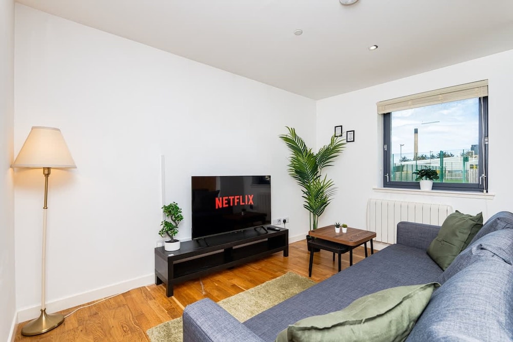 2bed Ground Floor-free Parking