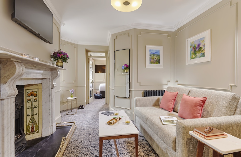 Waterloo Townhouse & Suites
