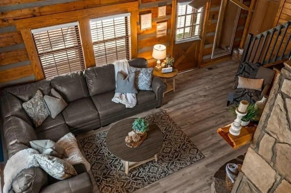 Hidden Acres Lodge 3 Bedroom Cabin
