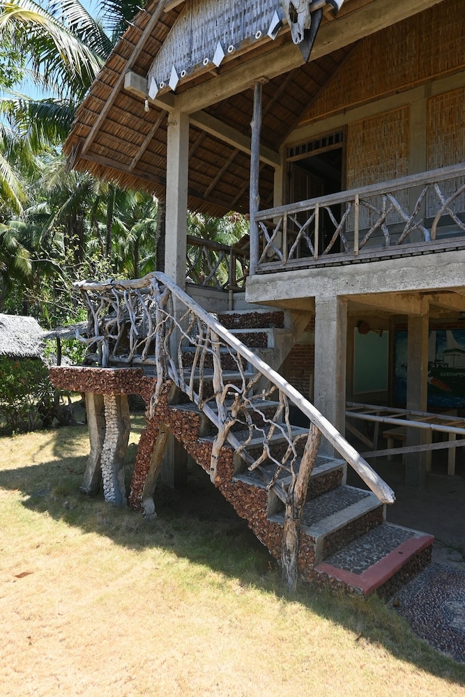 Bunga Jabe Beach