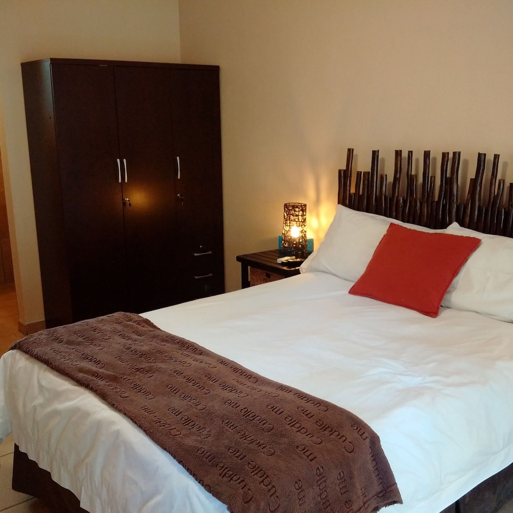 Lions Guesthouse view 3