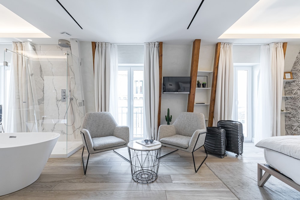 Le Dortoir Boutique Suites