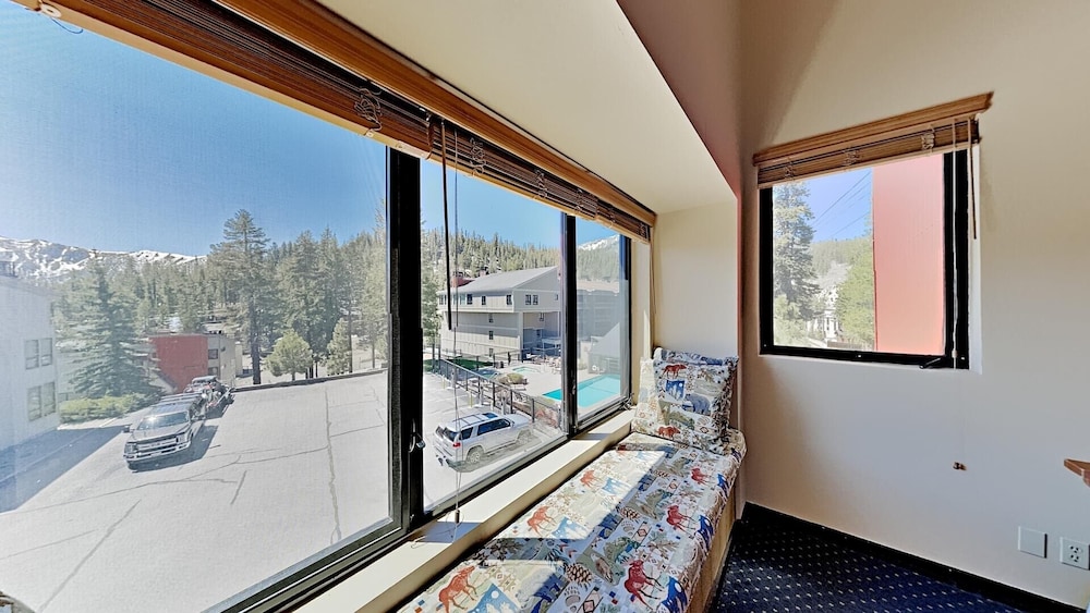 Mammoth Mountain - Vacation Condos