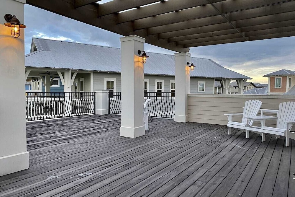 Totally Beachin by Avantstay Sleeps 18 Seacrest Beach