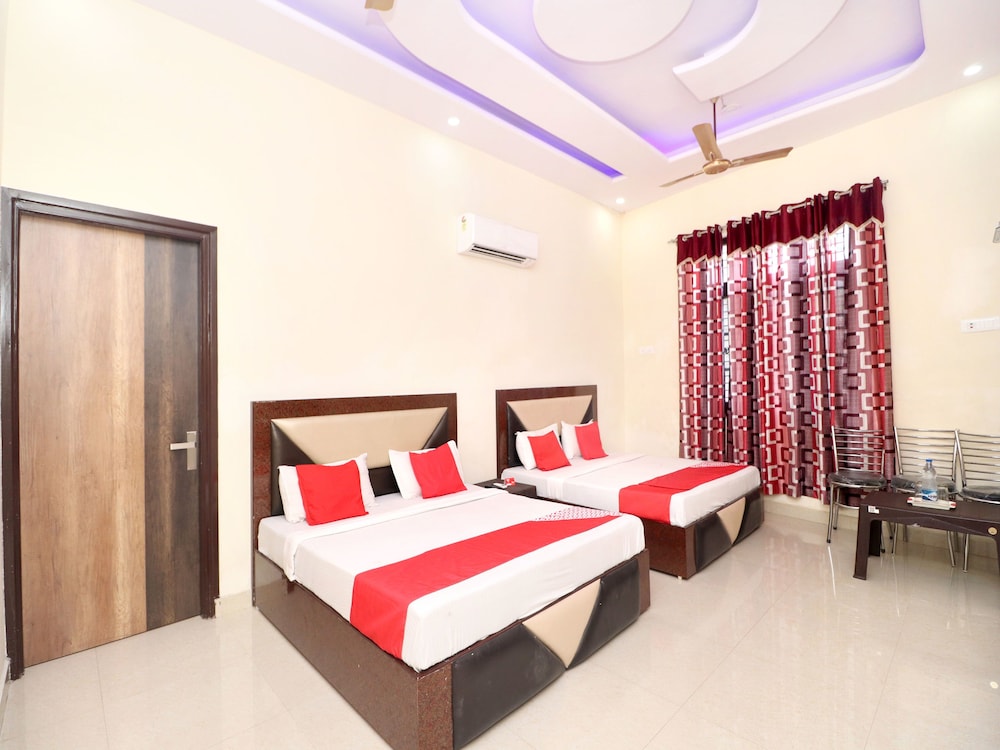 OYO 16494 Dhunna Guest House