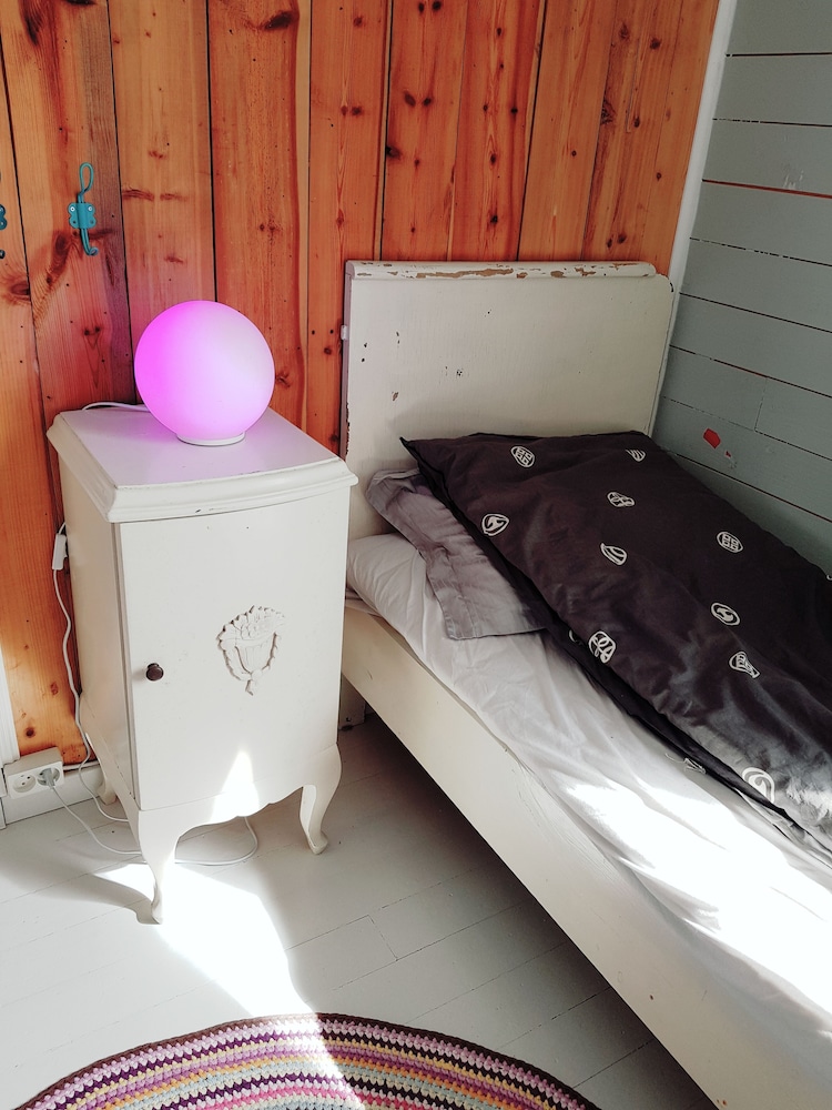StayPlus Large Holiday Home for Families view 3