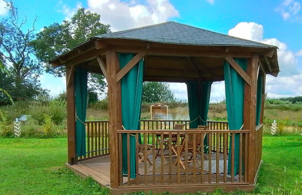 Beautiful 1-bed Cabin in Newmarket