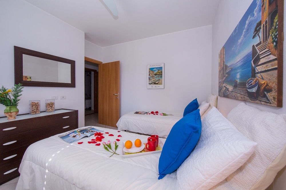 Casa Monaco view 3