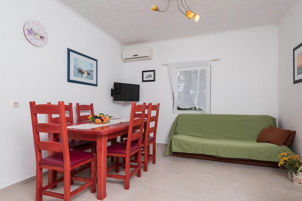 Apartments Mokalo view 5