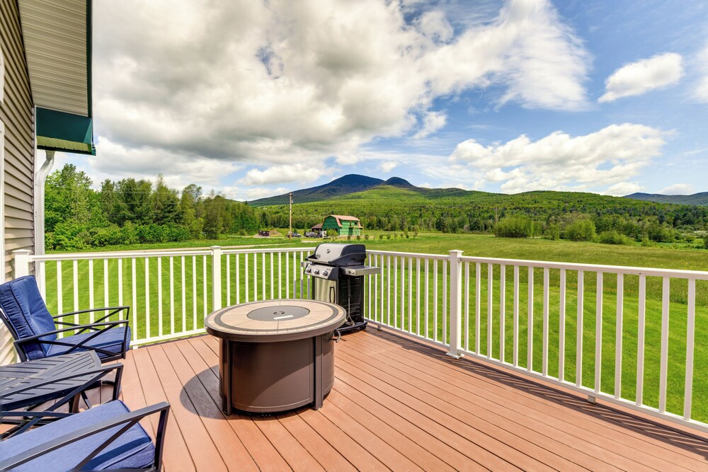 Mtn-view Home 6 Mi to Jay Peak Resort: Fish & Hike