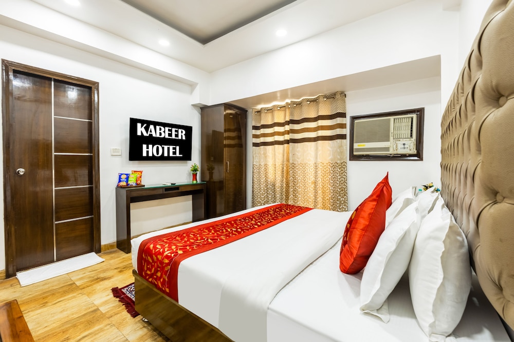 Hotel Kabeer New Delhi Railway Station