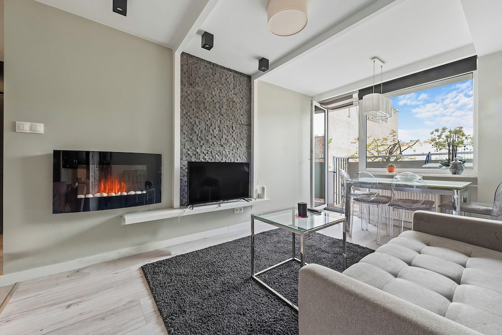RentPlanet - Apartament na Śródmieściu