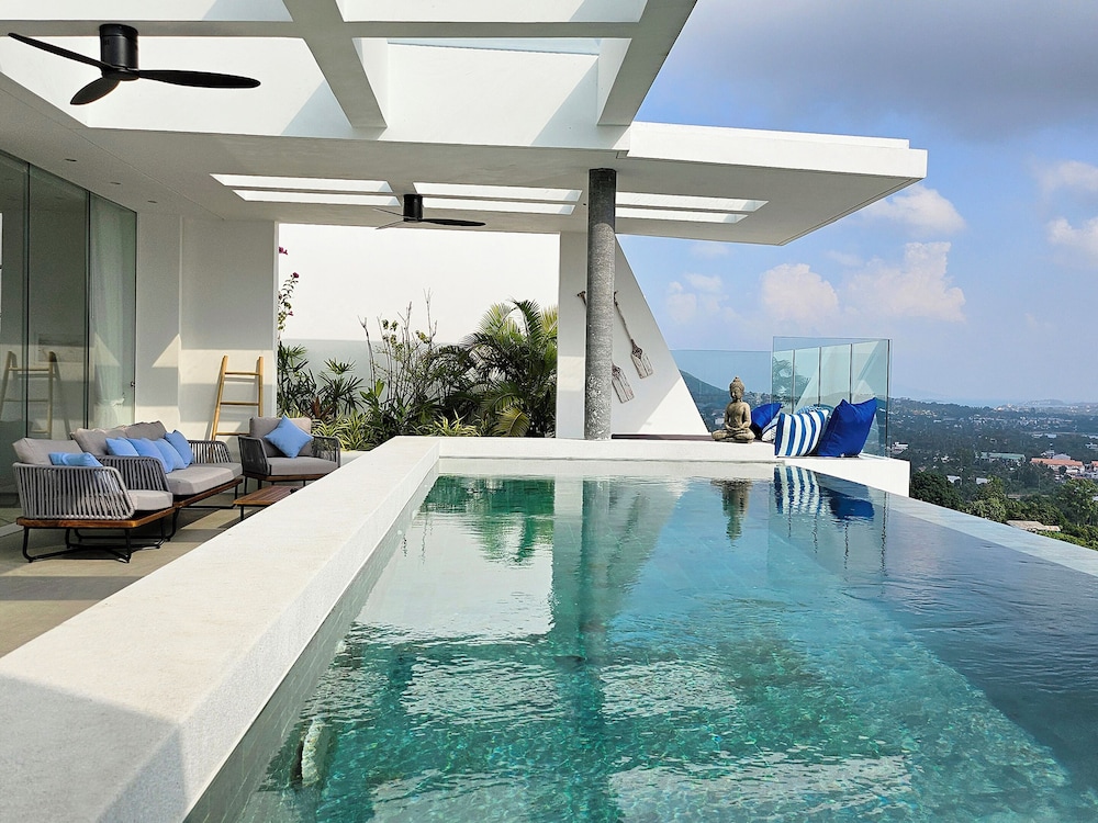 The Tranquil Villa by Elite Havens