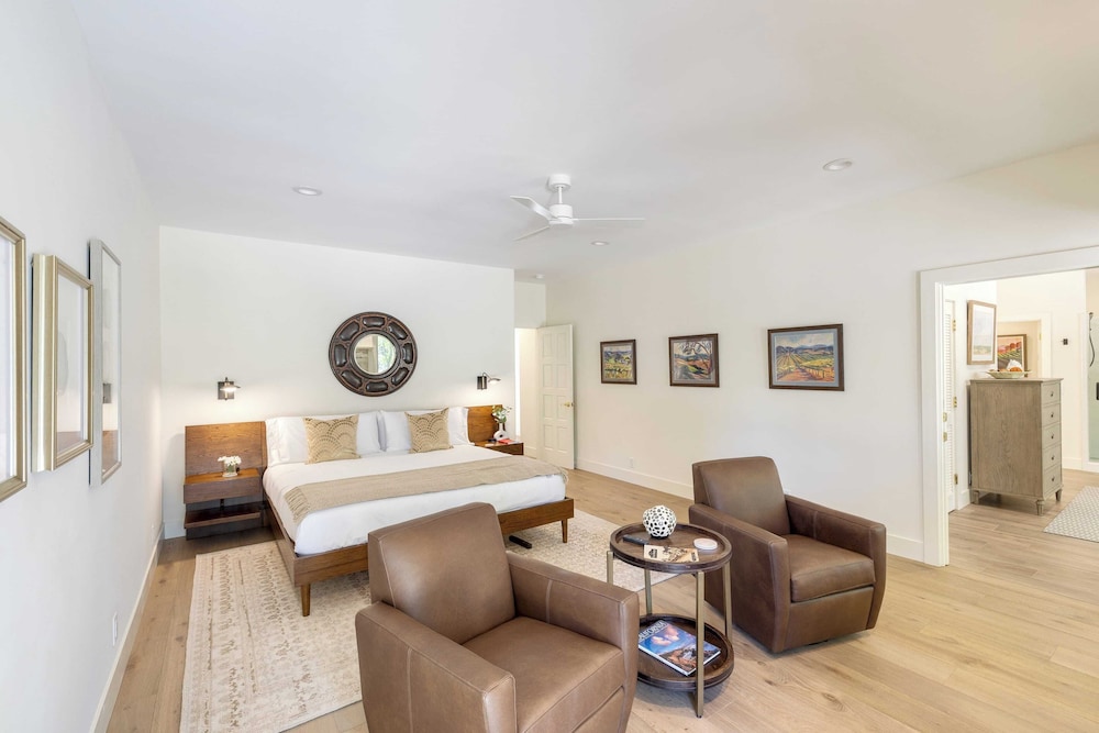 Rancho Robles by Avantstay Vineyard Villa w/ Views, Pool & Privacy