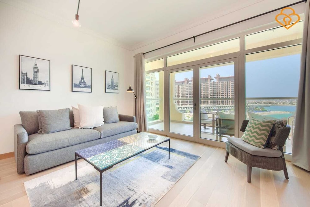 Building No. 2 Shoreline  Palm Jumeirah - Apartment 405