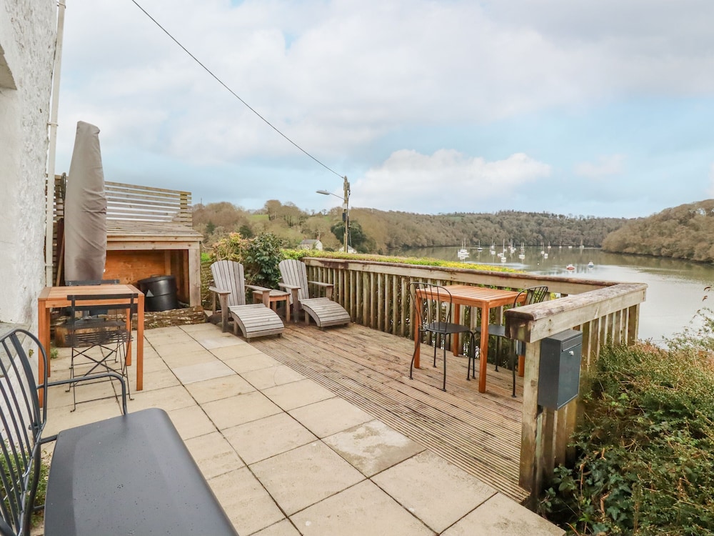 Waterside Cottage