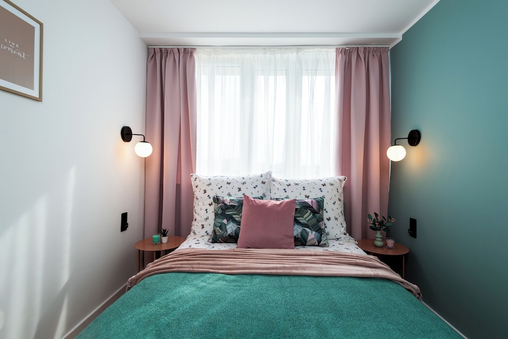 Diamond - by Kairos Apartments
