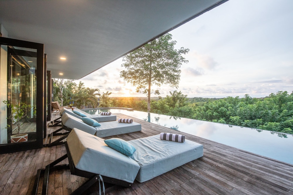 Clifftop Villa 5 Mins to Bingin