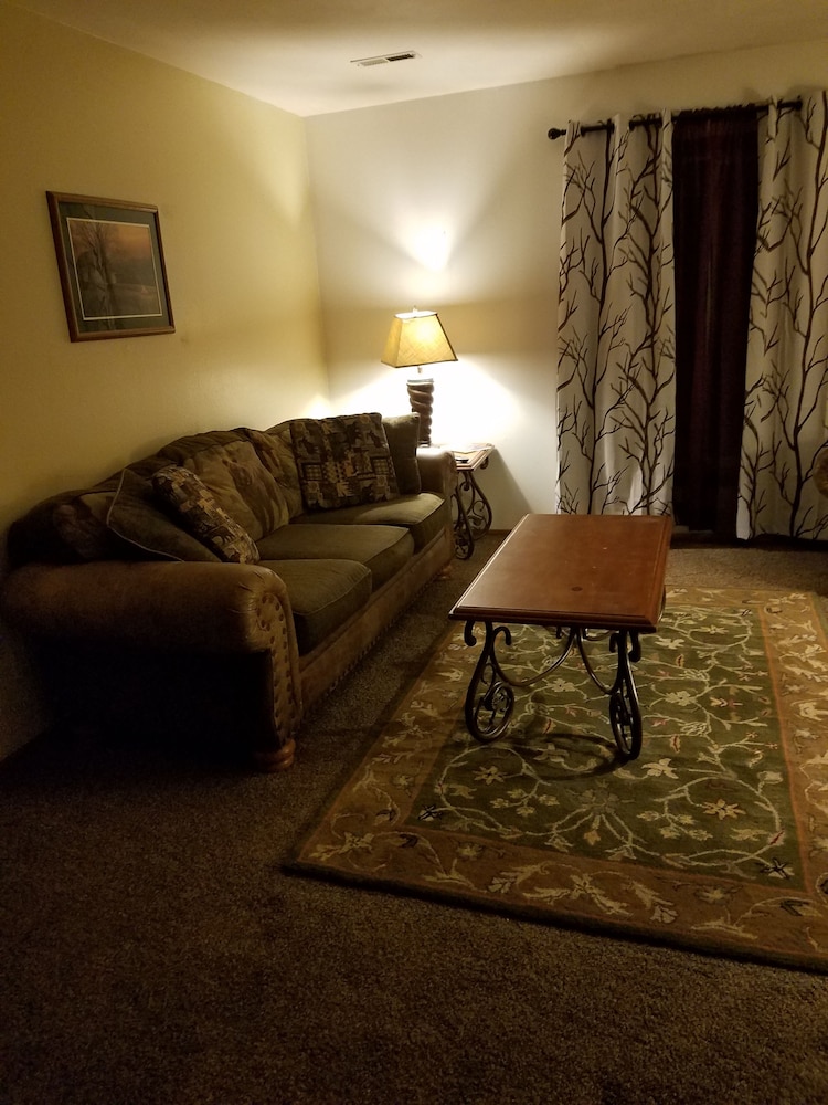 Dakota Rose Inn