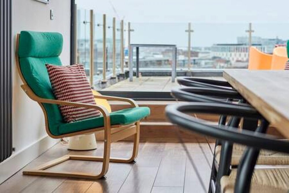 Host Stay The Knight Street Penthouse I