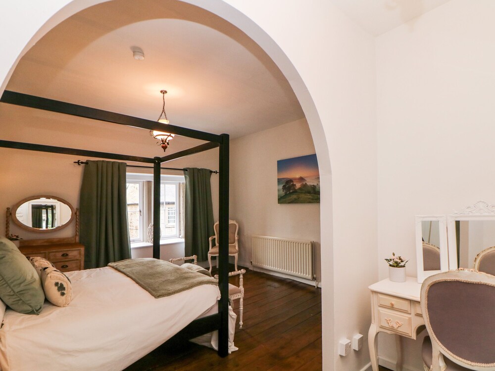 White Swan Cottage