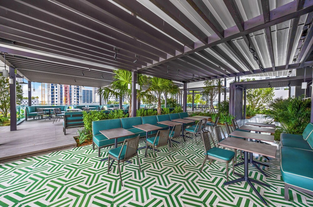 Modern Studio in Downtown Miami