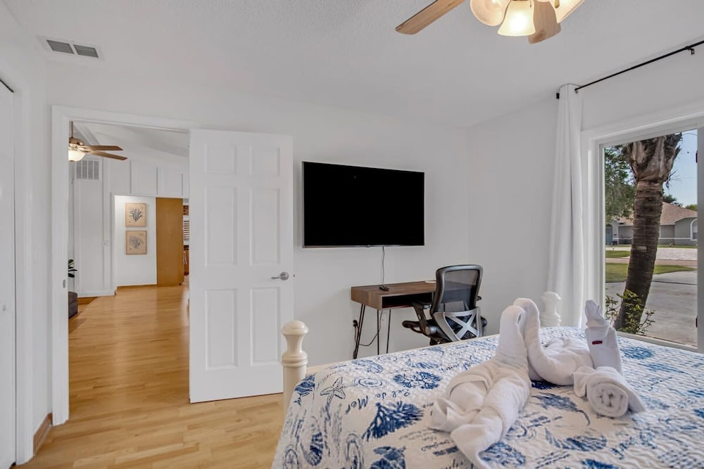 Saltwater Canal Home Heated Pool 3 2 2 Gorgeous Pets Welcome