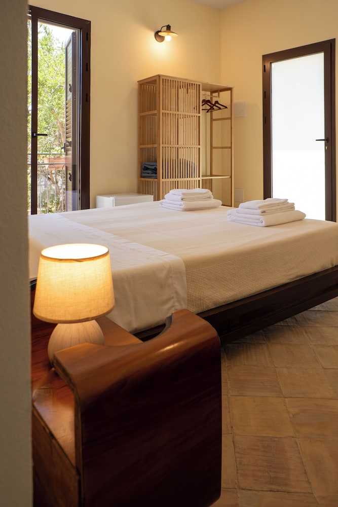 Villa Amoroso - Ospitalità Mediterranea