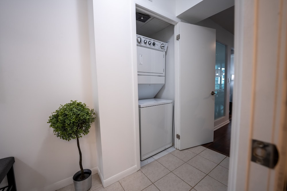 Jarvis Vacation Suites