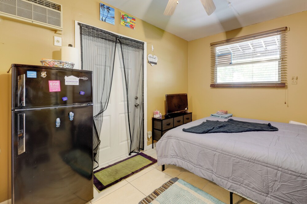 8 Mi to Beach: Pet-friendly Fort Lauderdale Studio