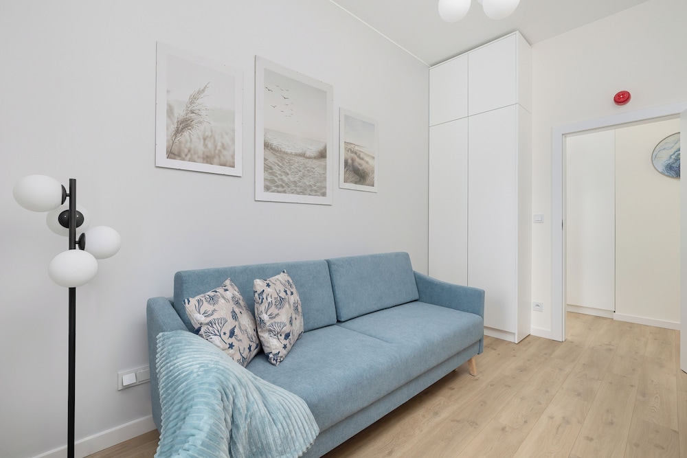 Shellter Apartment by Renters Prestige