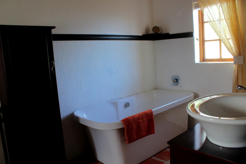 Sandpiper Guest Cottages