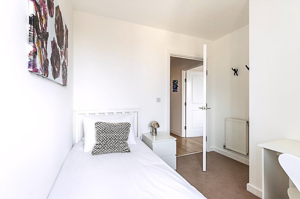 Stepney Green City Apartment