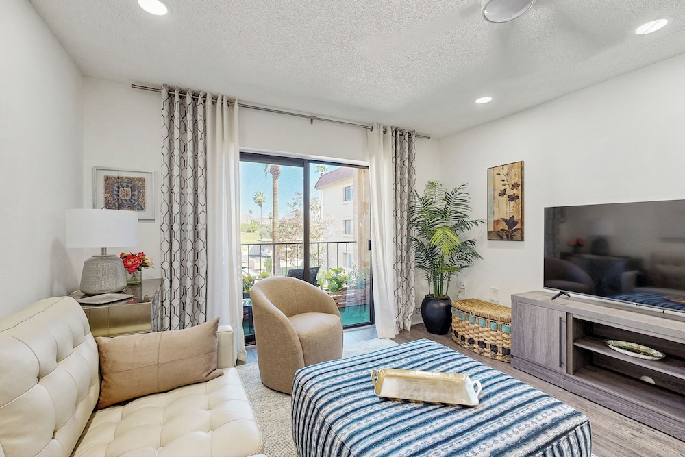 55+ Condo w/ Balcony & Mtn Views, Shared W & D