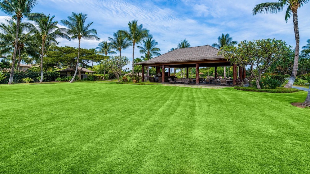 Peaceful Mauna Lani Getaway - Pool, Golf & Private Beach Access - Vrkcv