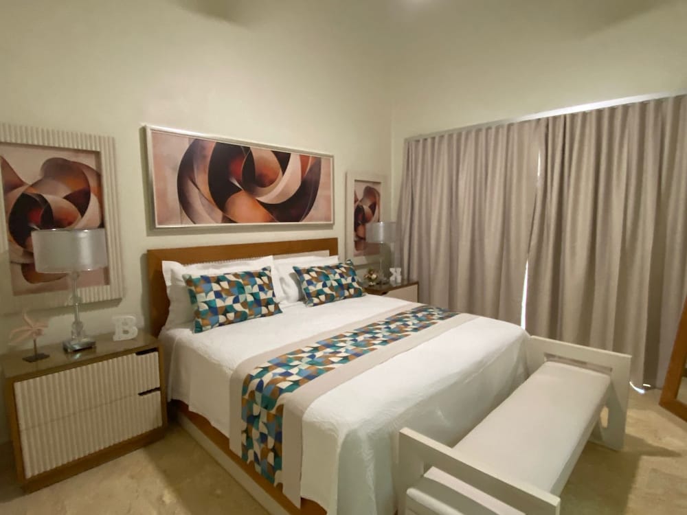 Luxury 5 Bedrooms Villa in Hispañola -sosua