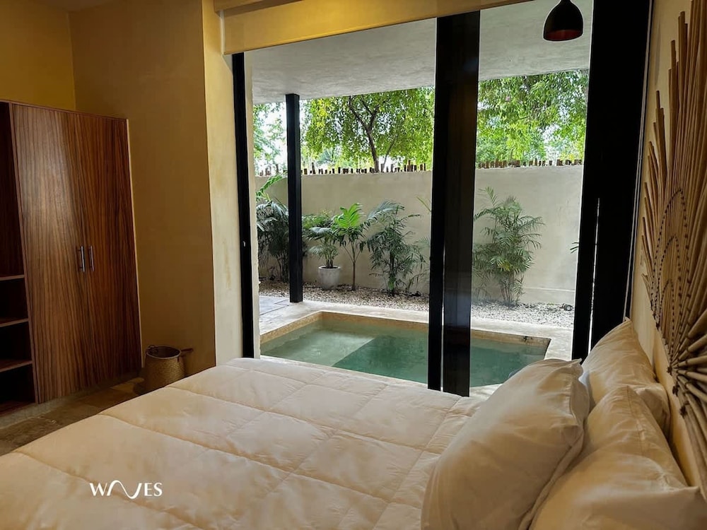 Spacious 2 BR Apartment With Private Pool Top Amenities