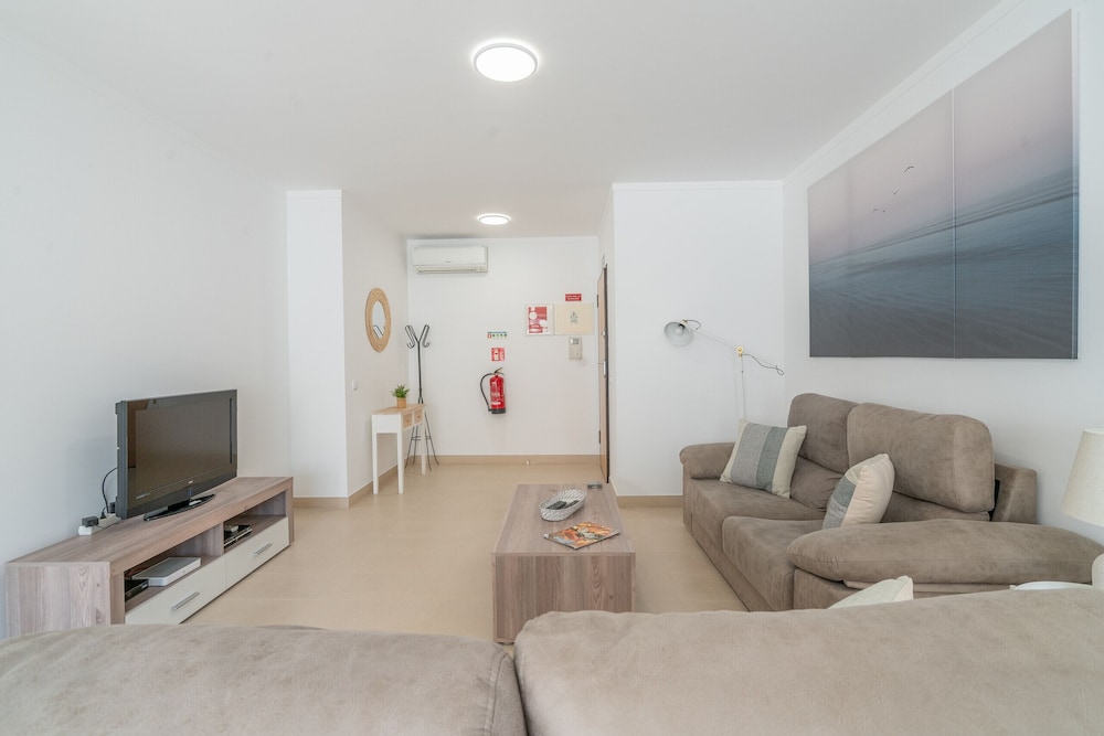 Tavira BAY 3 With Pool by Homing