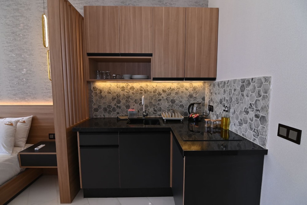 La villa luxury suites