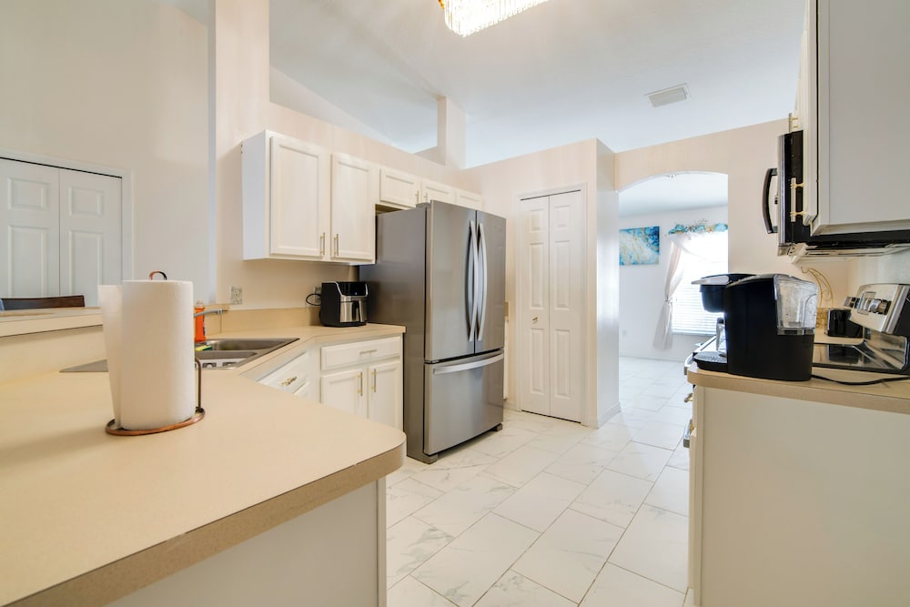 8 Mi to Silver Springs: Tranquil Home w/ Gazebo