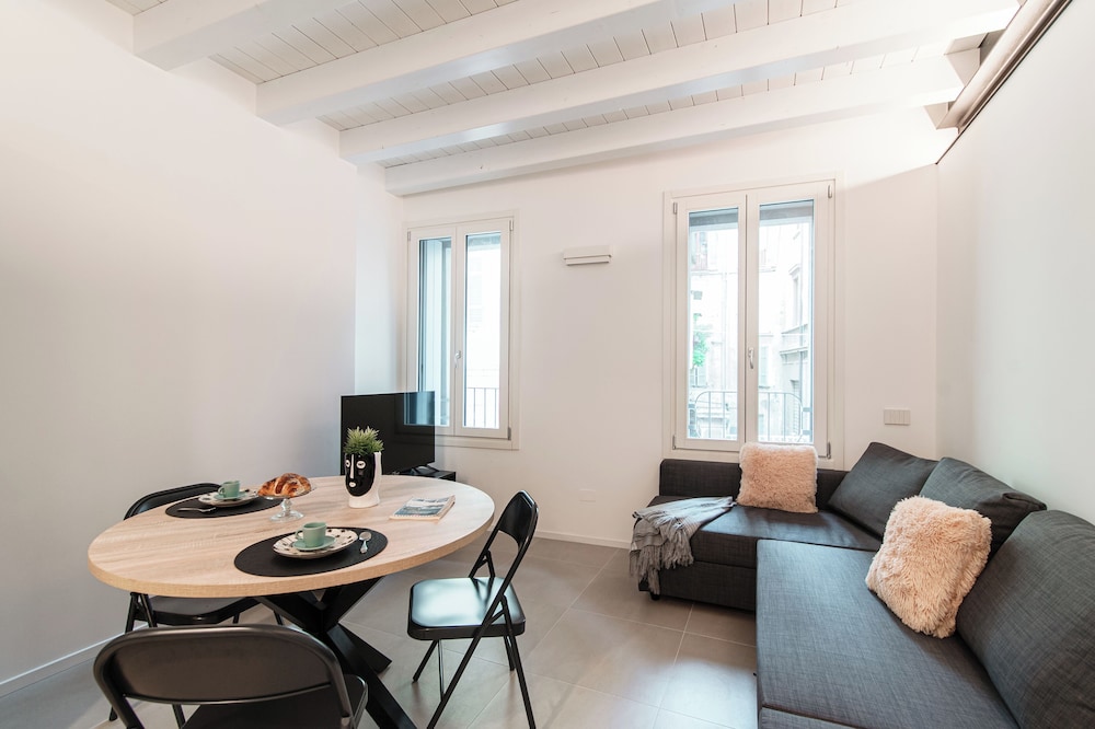 Suite JOIVY Lake 11